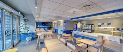 Desayuno para llevar los fines de semana (EUR 7.50 por persona)