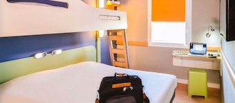 ibis budget Saint Martin de Crau Porte de Camargue