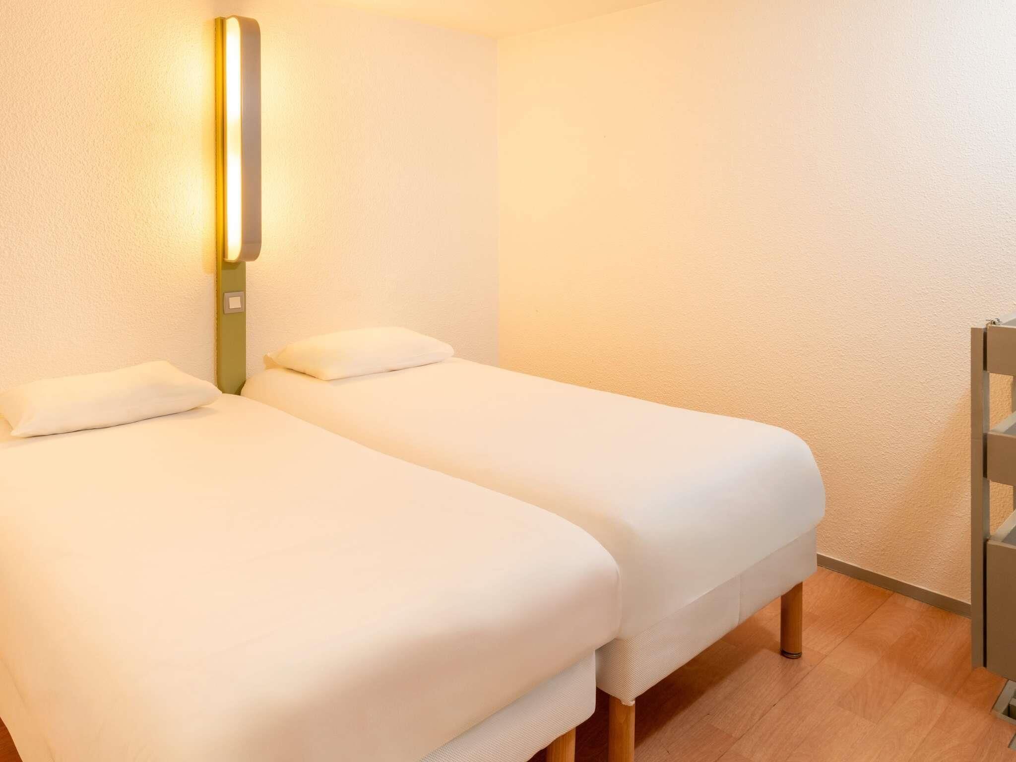 Chambre familiale, 1 lit double et 1 canapé-lit | Bureau, espace de travail pour ordinateurs portables
