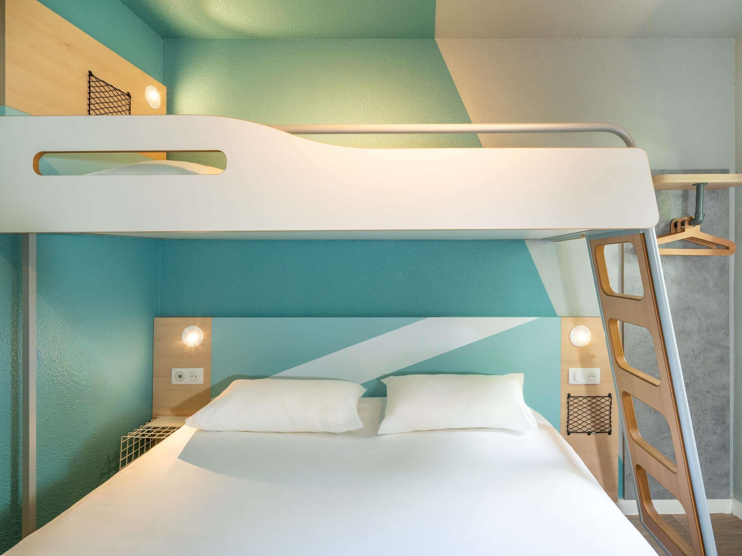 Dreibettzimmer, Mehrere Betten