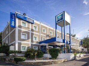 Exterior - ibis budget Antibes Sophia Antipolis (Vallauris)