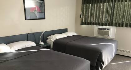 Plains Motor Inn