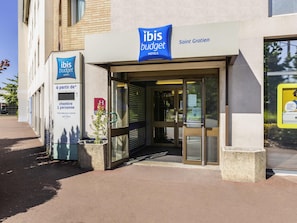 Exterior - ibis budget Saint Gratien Enghien les Bains (Saint-Gratien)