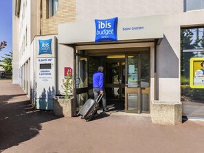 Exterior - ibis budget Saint Gratien Enghien les Bains (Saint-Gratien)