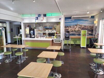 ibis budget Marseille la Valentine