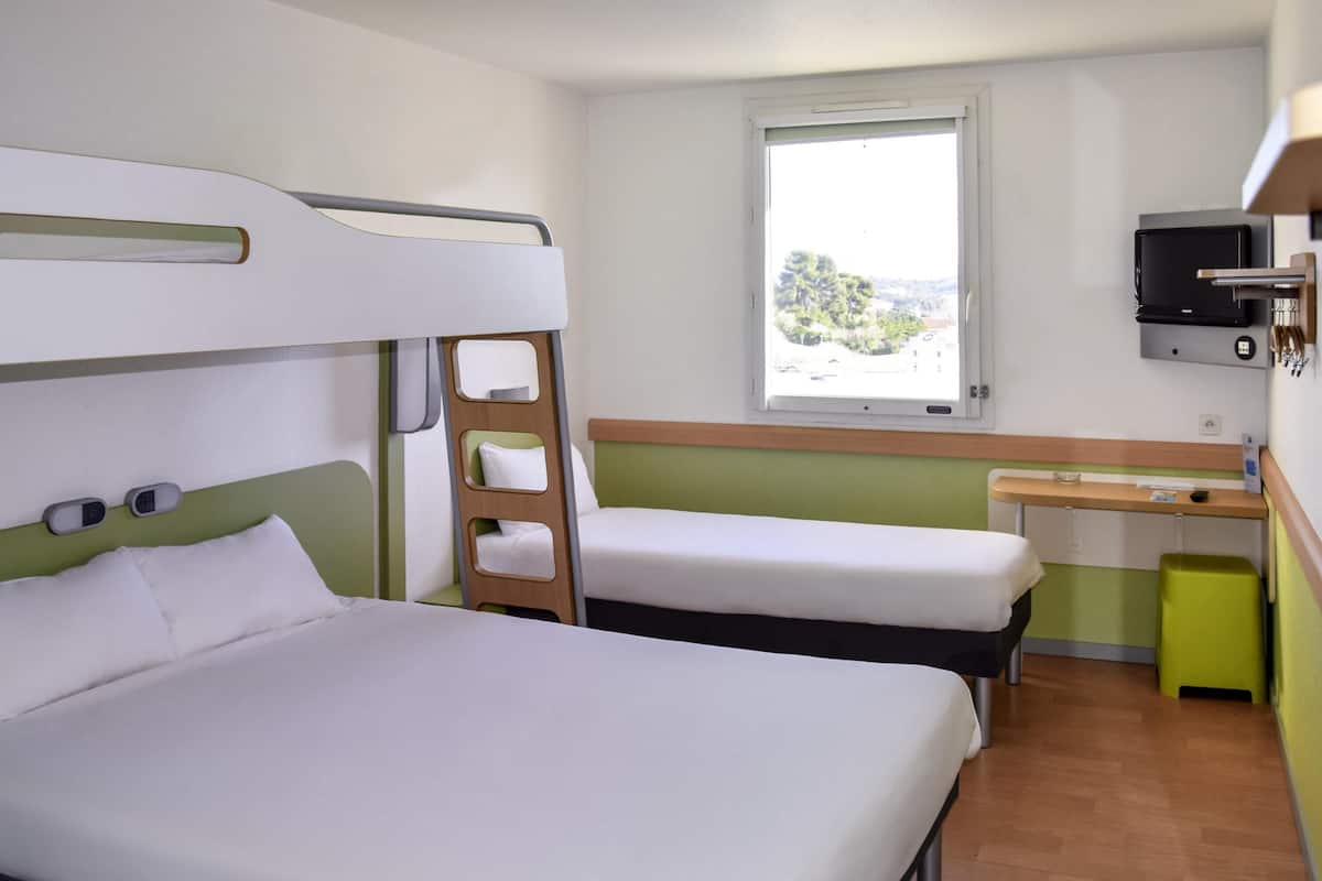 Individually furnished, desk, blackout curtains, soundproofing