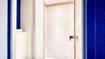 Bureau, chambres insonorisées, Wi-Fi gratuit, draps fournis