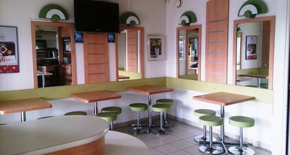 ibis budget Versailles Trappes