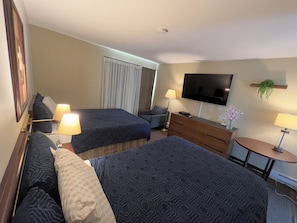 Premier Room, 2 Queen Beds, Ground Floor