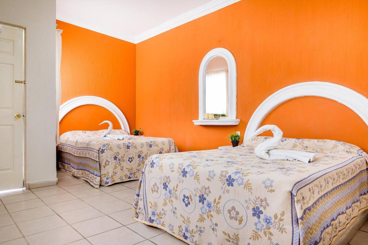 In-room safe, desk, free WiFi, bed sheets
