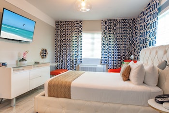 1 bedroom, premium bedding, in-room safe, desk at Oceanside Hotel and Suites