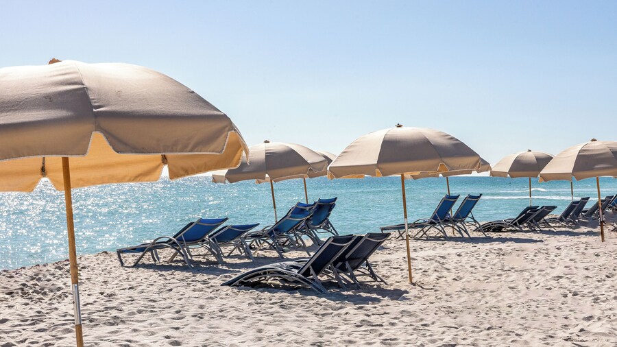 Oceanside Hotel and Suites