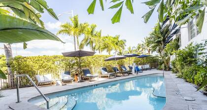 Oceanside Hotel and Suites