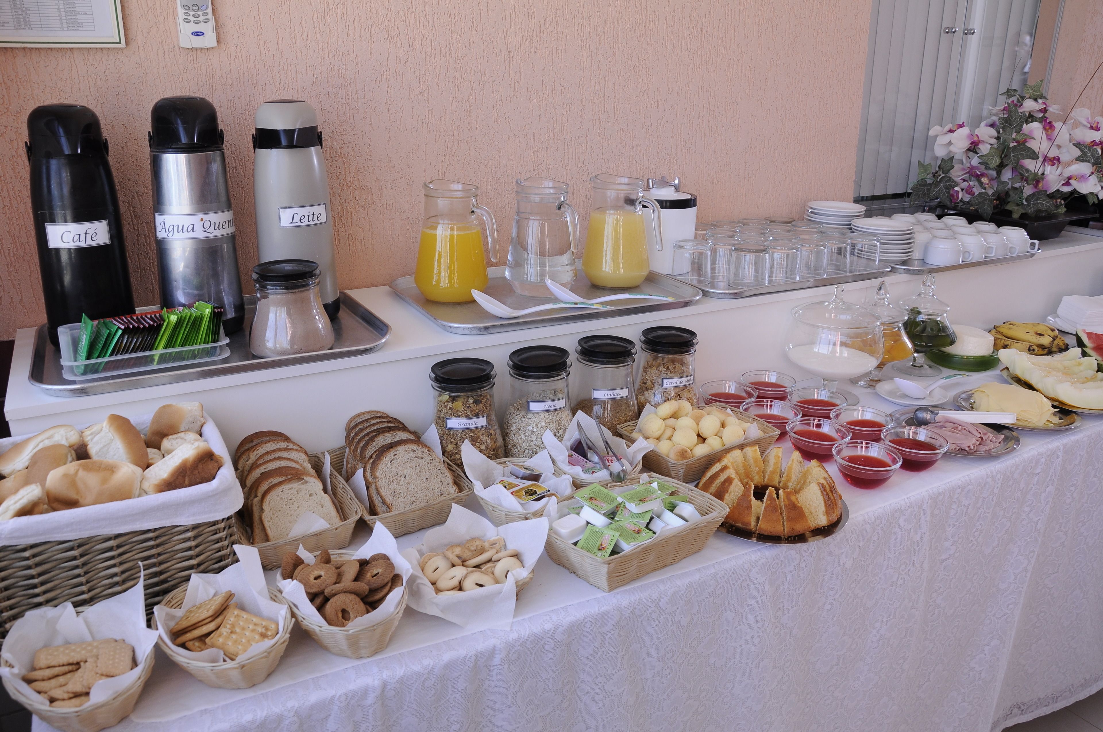 Frokostbuffé er inkludert hver dag