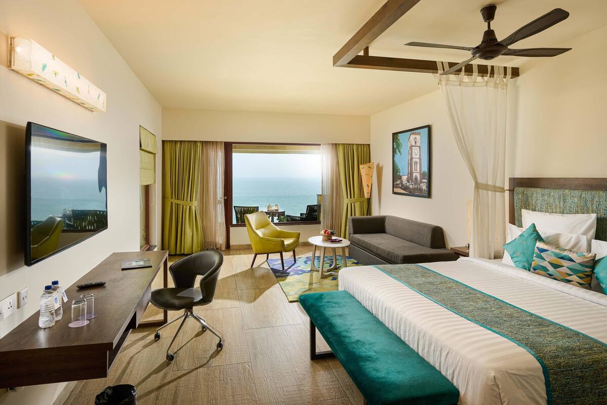 Select Comfort beds, minibar, in-room safe, blackout drapes