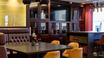 Daily buffet breakfast (EUR 20 per person)