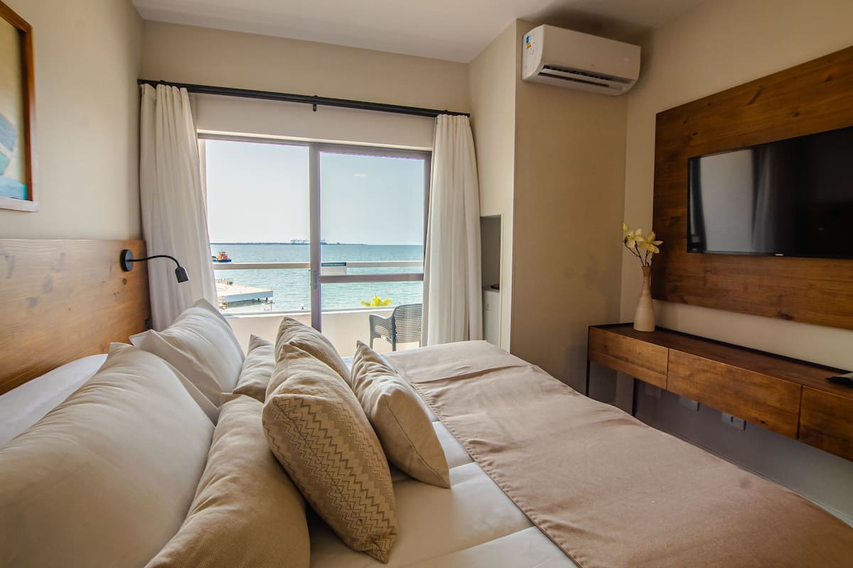 Classic Twin Room, 1 Double or 2 Twin Beds | Minibar, blackout drapes, iron/ironing board (on request), WiFi (free)