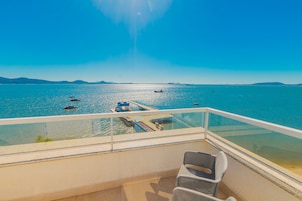 Quarto Triplo Luxo | Vista da sacada