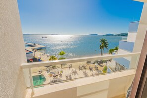 Quarto Solteiro Luxo | Vista da sacada