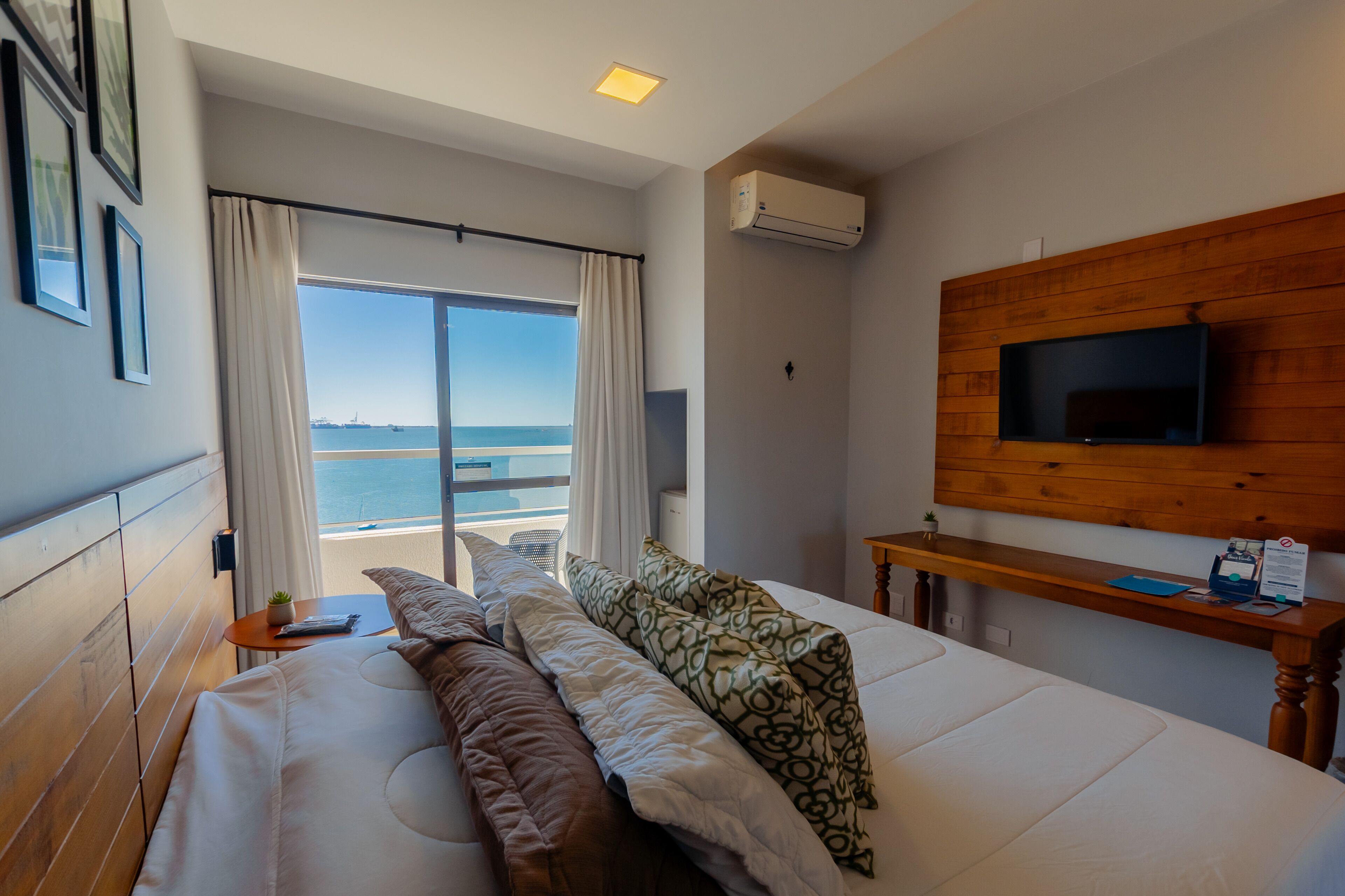 superior twin room | 1 bedroom, minibar, blackout curtains, iron/ironing board