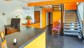 Lobby - M Star North Canton - Hall of Fame (North Canton)