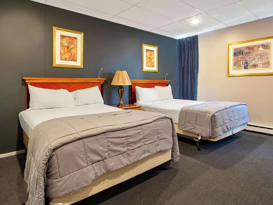 Room, 2 Double Beds, Non Smoking, Refrigerator & Microwave