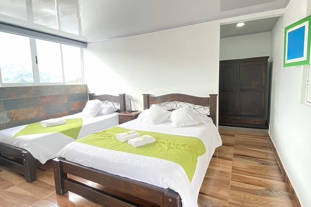 standard triple room | 1 bedroom, premium bedding, down duvets, blackout curtains