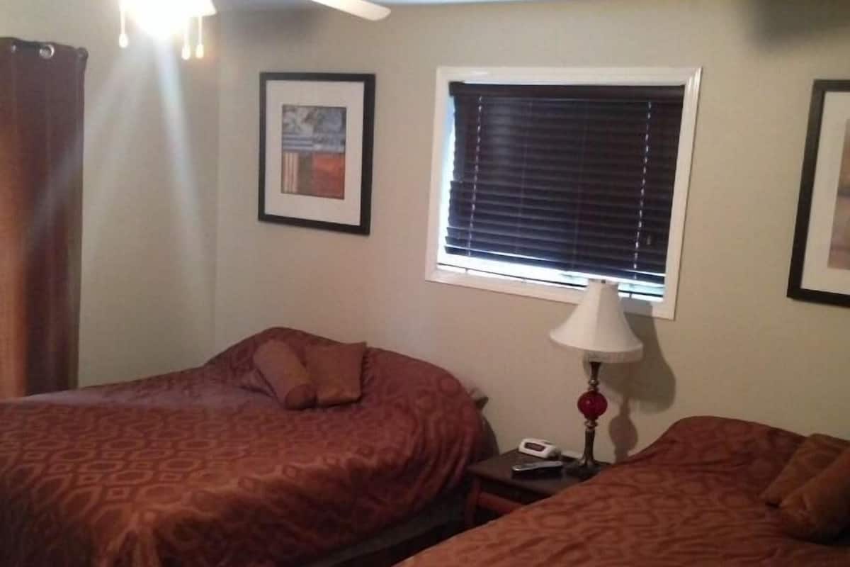 Double Room, 2 Queen Beds