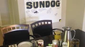Free full breakfast