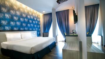 Phòng Deluxe, 1 giường cỡ king | Bộ đồ giường cao cấp, minibar, két bảo mật tại phòng, bàn
