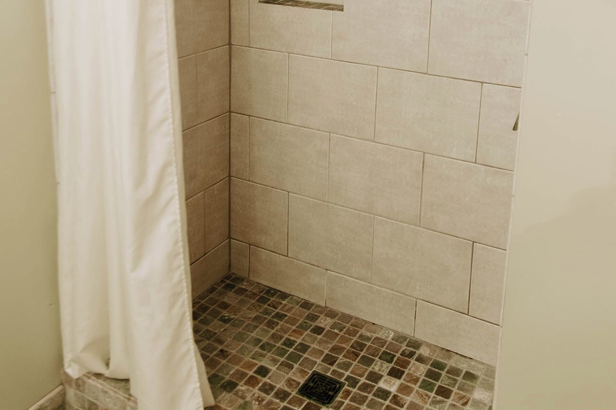 Free toiletries, towels