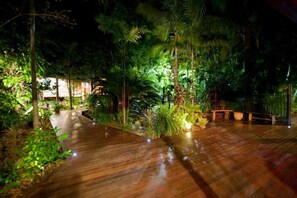 Property grounds - Dougies Backpackers (Port Douglas)