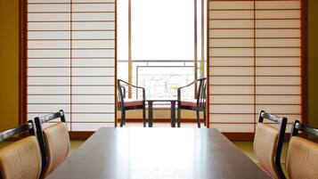 In-room safe, desk, laptop workspace, iron/ironing board