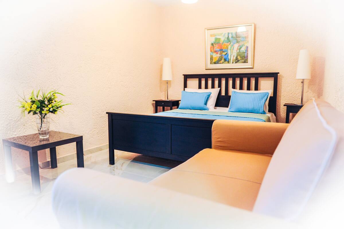 1 bedroom, desk, soundproofing, WiFi (free)