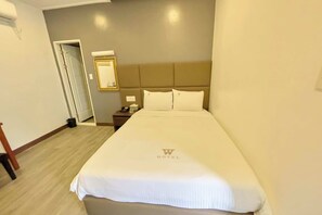 Kamar Keluarga | Brankas, meja kerja, Wi-Fi gratis, dan seprai linen