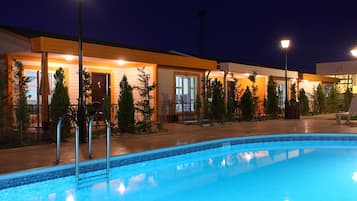 Family Apartment, 2 Bedrooms, Lanai, Pool View | Outdoor pool | 2 indoor pools, 2 outdoor pools, cabanas (surcharge), pool umbrellas