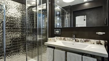 Shower, free toiletries, hair dryer, bathrobes