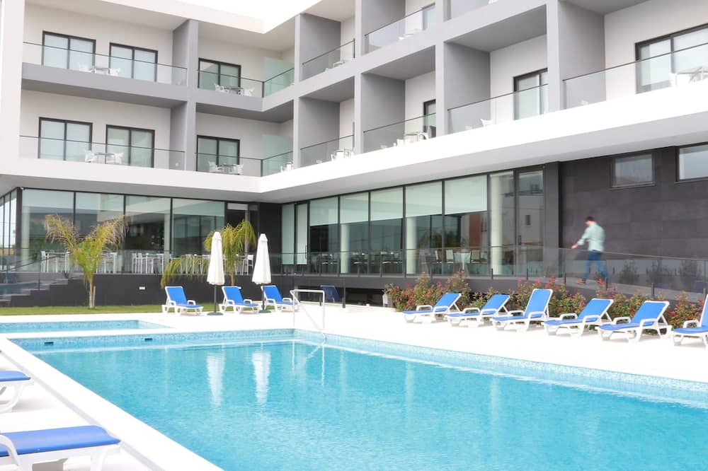 Monte Lírio Hotel