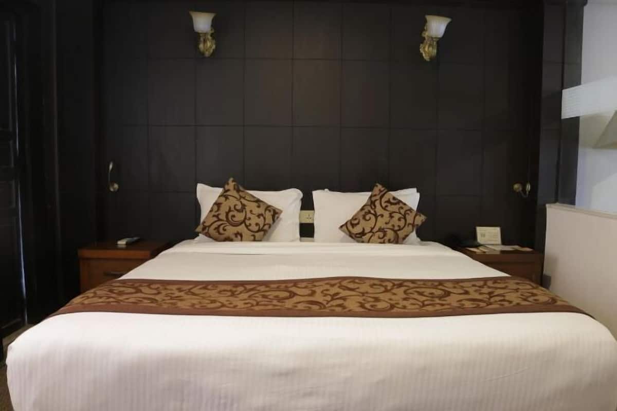 1 bedroom, minibar, in-room safe, individually decorated