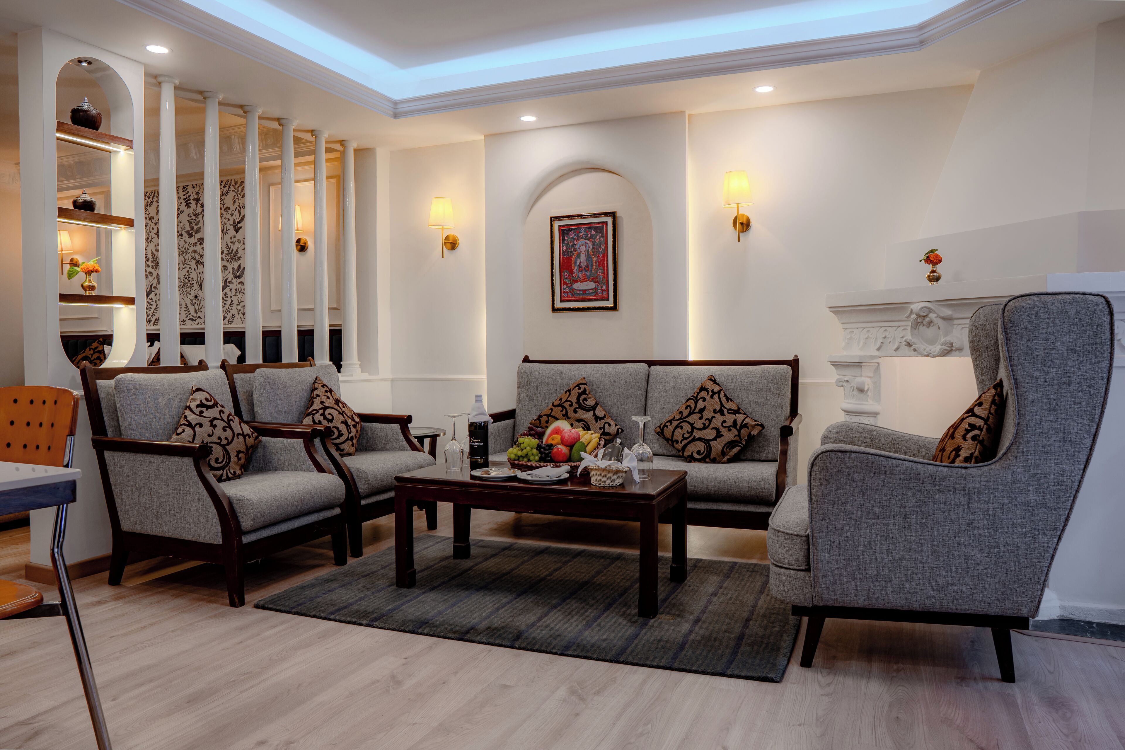 Family Room, 1 Queen Bed, Kitchen, Ground Floor | Living area | 32-inch LED TV with cable channels, TV