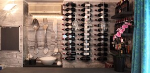 Dinner served, Italian cuisine - Villa La Lanterna (Pietra Ligure)