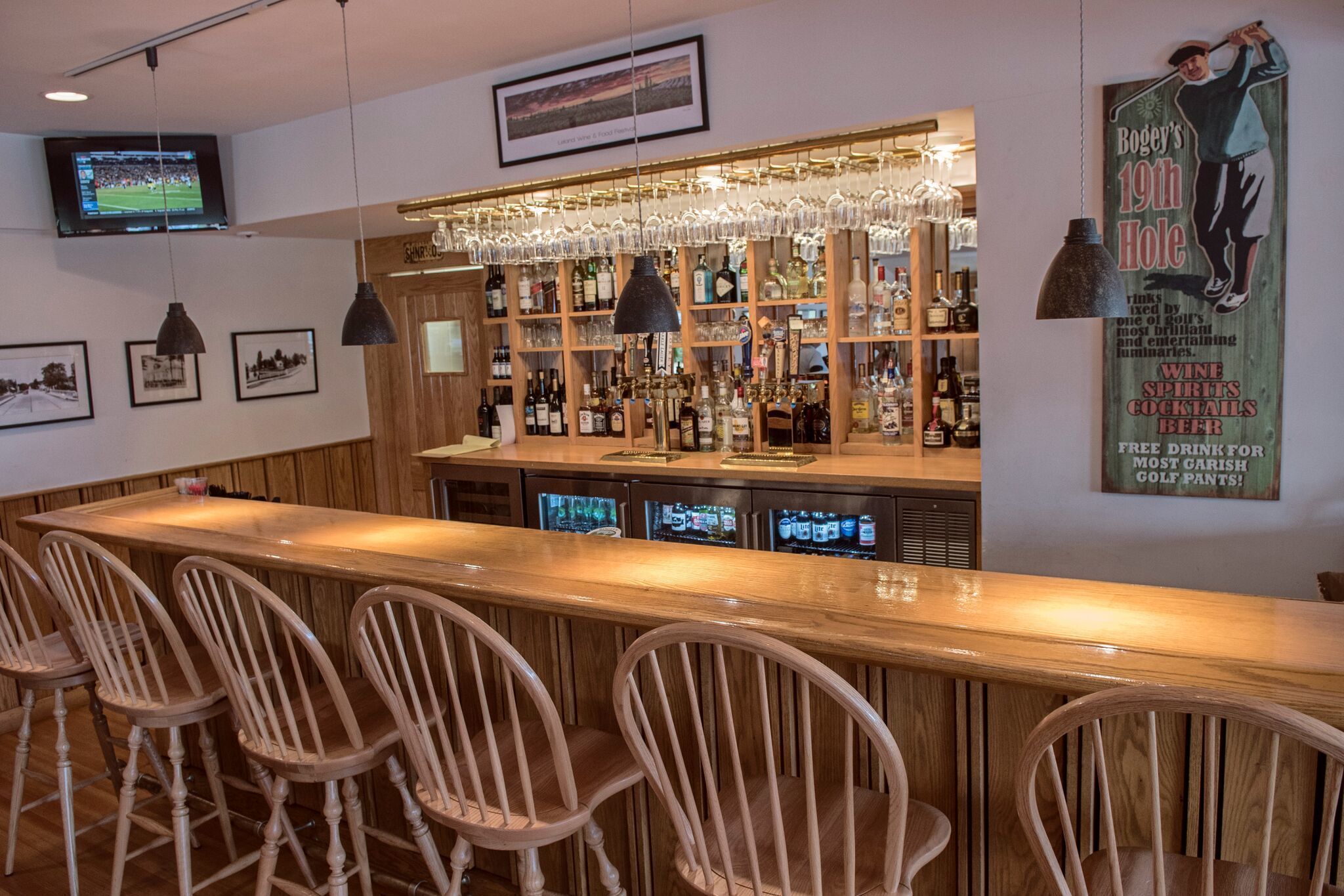 Bar (en la propiedad)