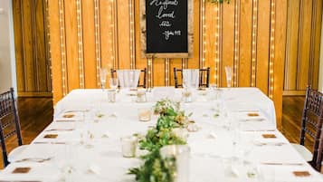 Banquet hall