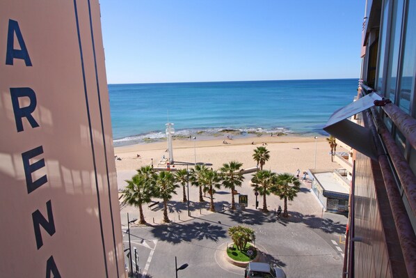 Departamento, 1 habitación, vista al mar, junto a la playa | Balcón