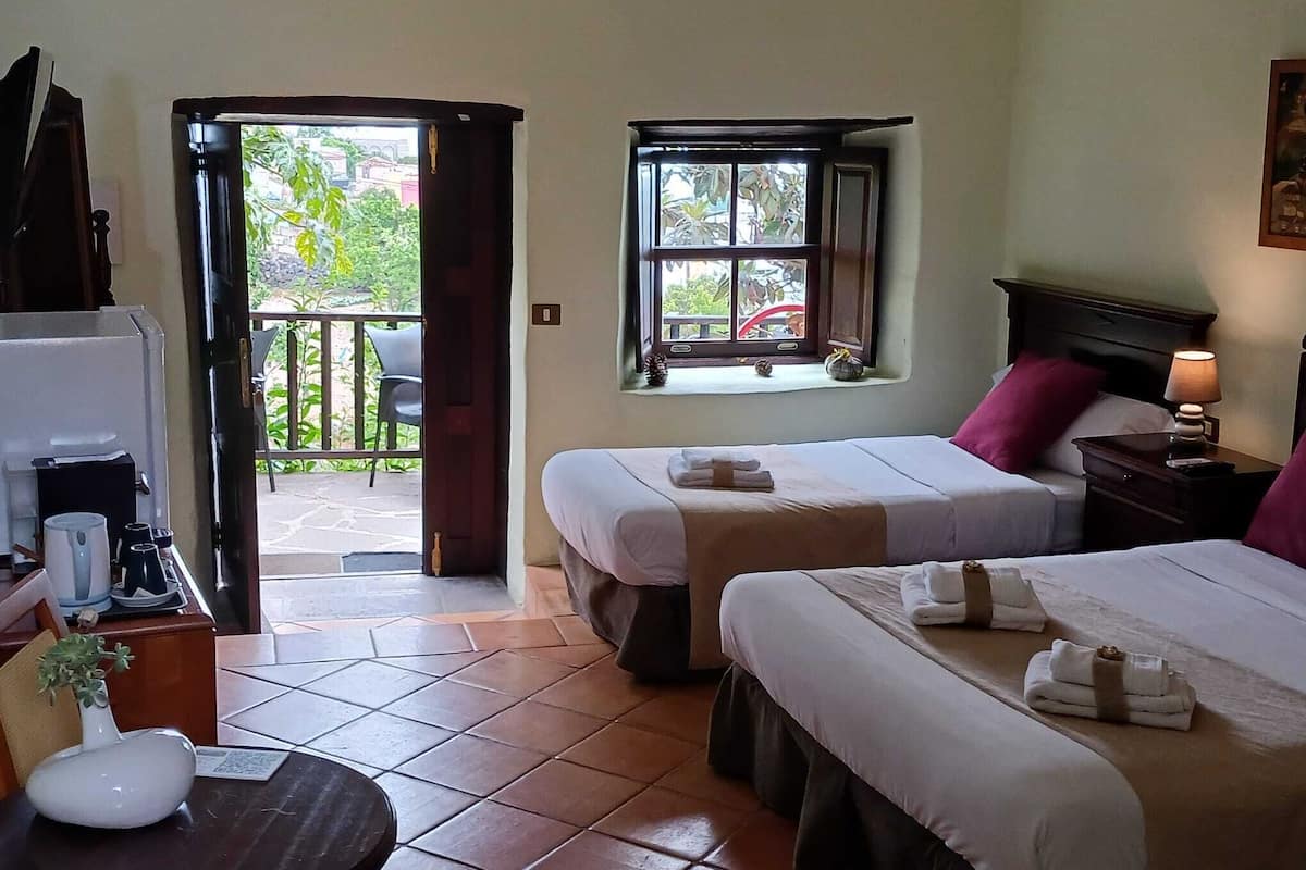 family room, terrace, garden view (almendra) | 1 bedroom, premium bedding, down duvets, minibar