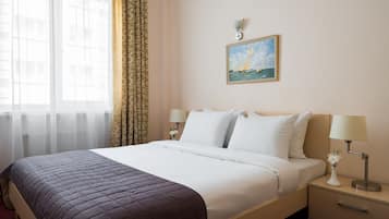 Family Apartment, 1 Bedroom | 1 bedroom, desk, soundproofing, free WiFi