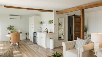 Romantic Double Room, Ensuite, Garden View (Private) | Floor plan