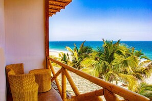 Family Room, Ocean View | Terrace/patio - Hotel Costa Blanca Mancora (Los Organos)
