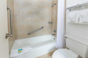 Bathroom - Flamingo Express Hotel (Kissimmee)