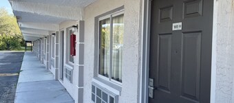 クリアウォーター イン